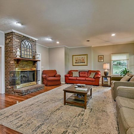 South Asheville Home With Hot Tub Just 11 Miles To Downtown Eksteriør billede